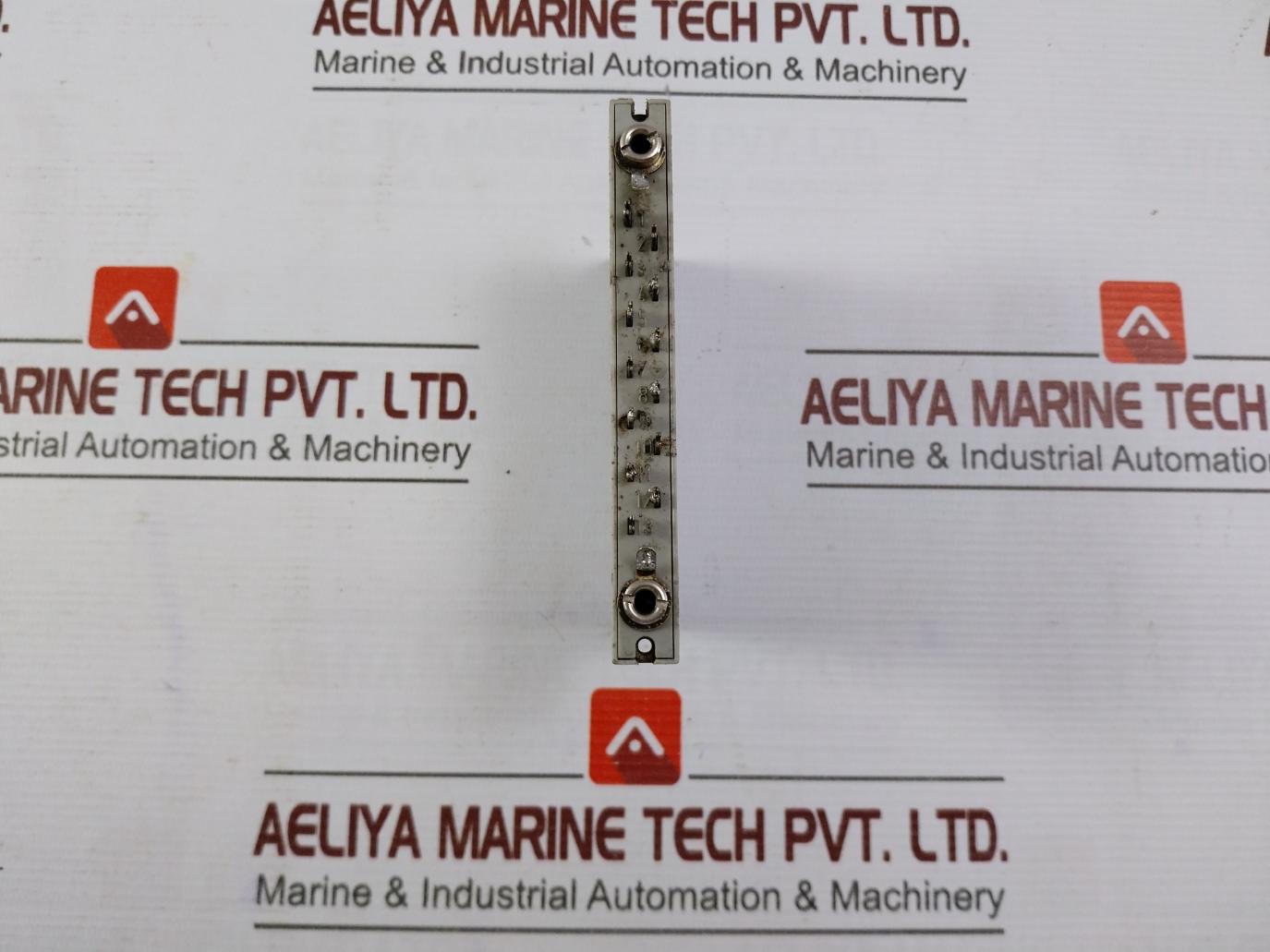 Siemens Simatic Nb 6Ef1 220-1A Terminal Block