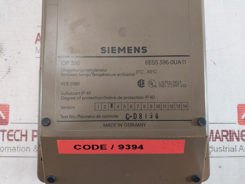 Siemens Simatic Op 396 6Es5 396-0Ua11 Operator Panel Ip40 250V, 0 C - 45 C