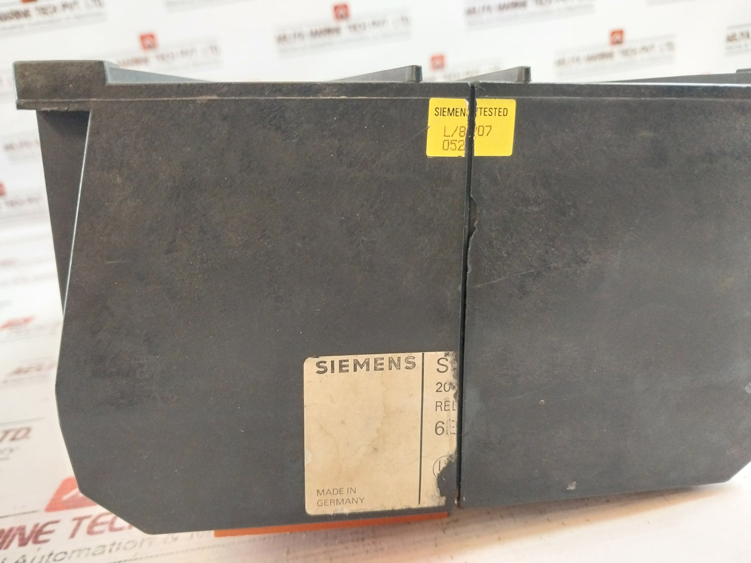 Siemens Simatic S5 101U 6Es5 101-8Ua13 Central Controller 25A 240Vac 5A 24Vdc