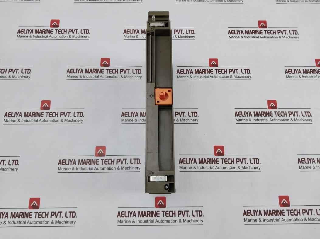 Siemens Simatic S5 6Es5 456-7La11 Digital Output Module 115/220V Ac