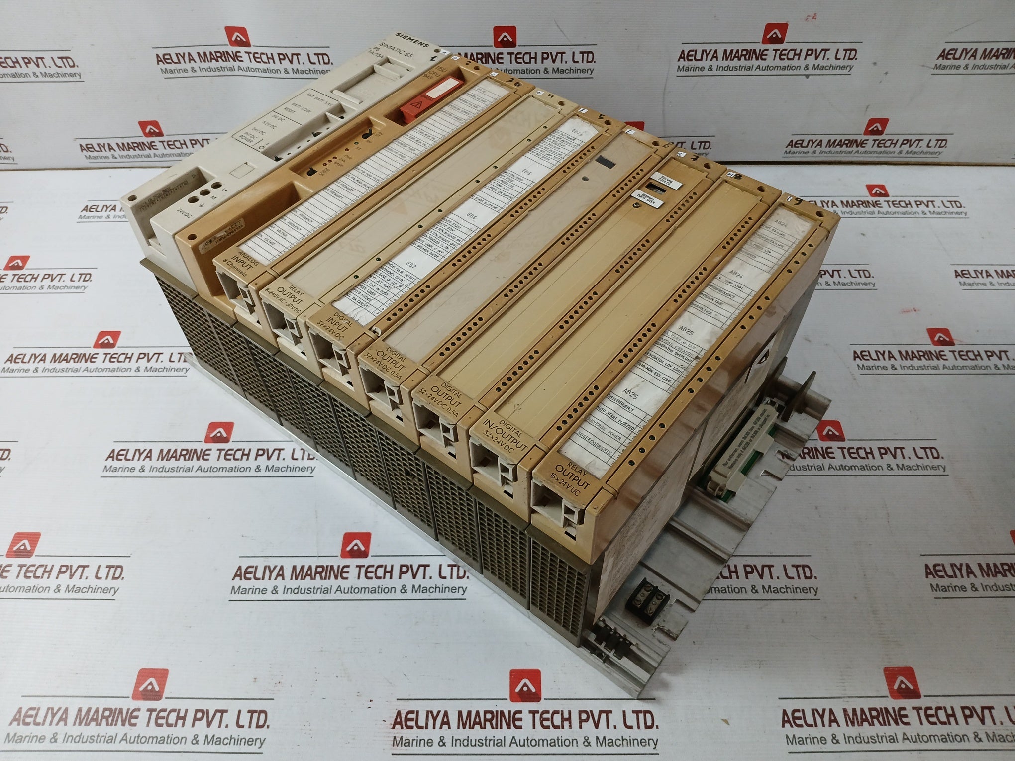 Siemens Simatic S5 6Es5 458-7Lb11 Relay Output Module 458-7La11, 460-7La12 24Vdc