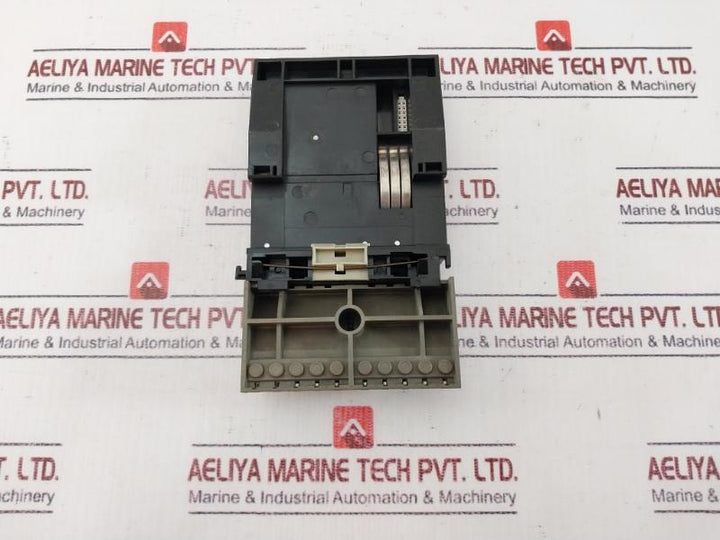 Siemens Simatic S5 6Es5700-8Ma11 Bus Rack Module