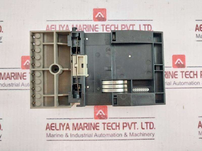 Siemens Simatic S5 6Es5700-8Ma11 Bus Rack Module
