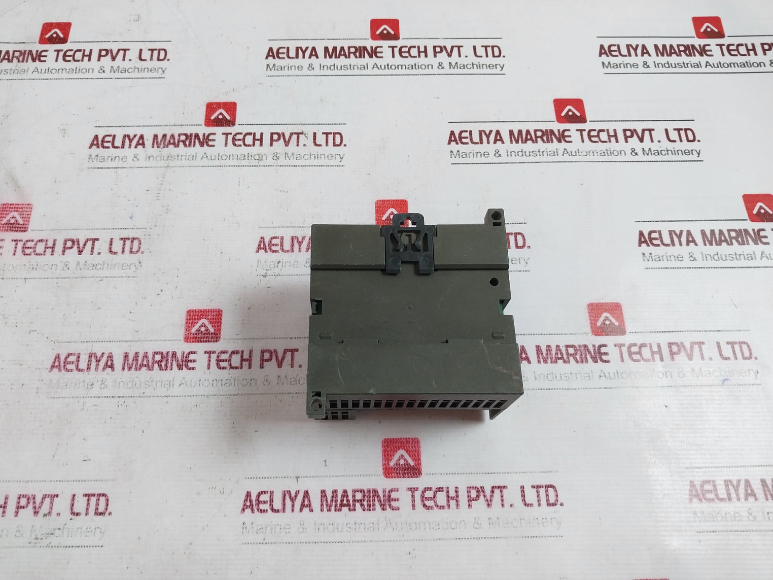 Siemens Simatic S7-200 Cn 1P 6Es7 212-1Bb23-0Xb8 Compact Device Cpu 222 Ac/Dc Relay