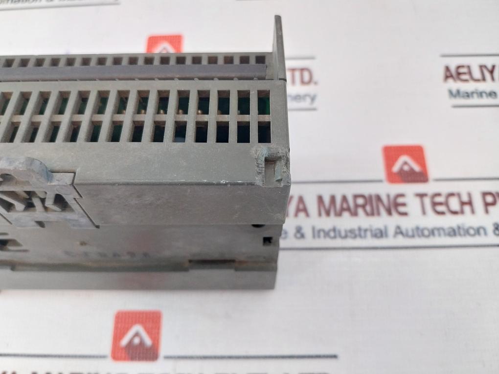 Siemens 6Es7 214-1Bd23-0Xb0 Cpu Module 250Vac 2A (Not Working)