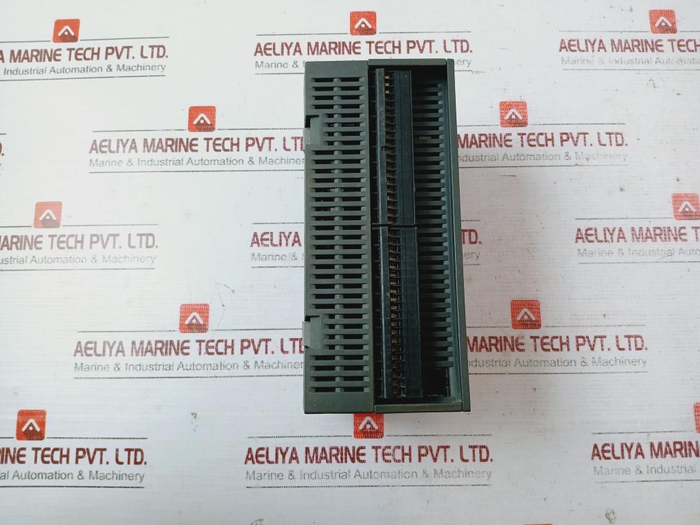 Siemens Simatic S7-200 Smart 6Es7 288-1Sr60-0Aa0 Cpu Unit Sr60 120-240Vac