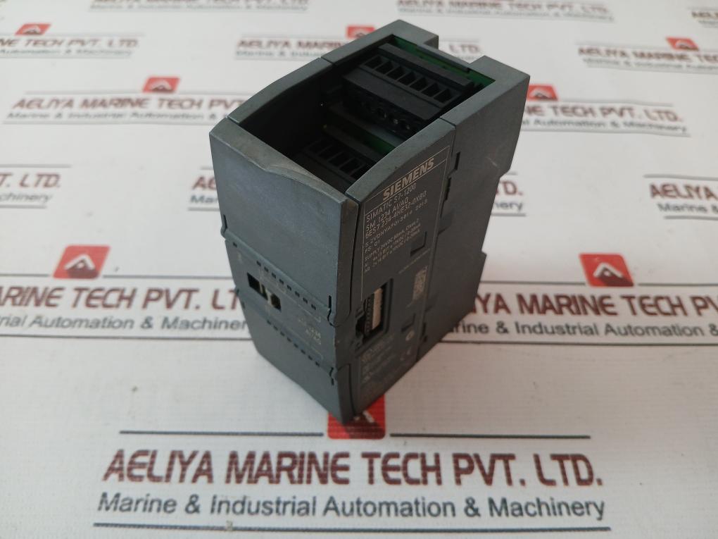 Siemens Simatic S71200 6Es7 234-4He32-0Xb0 Analog Input/Output Module 24Vdc 60Ma