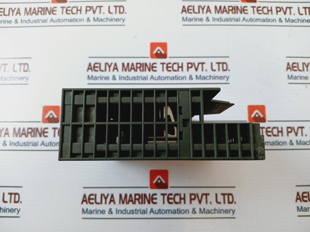 Siemens Simatic S7 1P 6Es7 153-1Aa03-0Xb0 Interface Module Dc24V