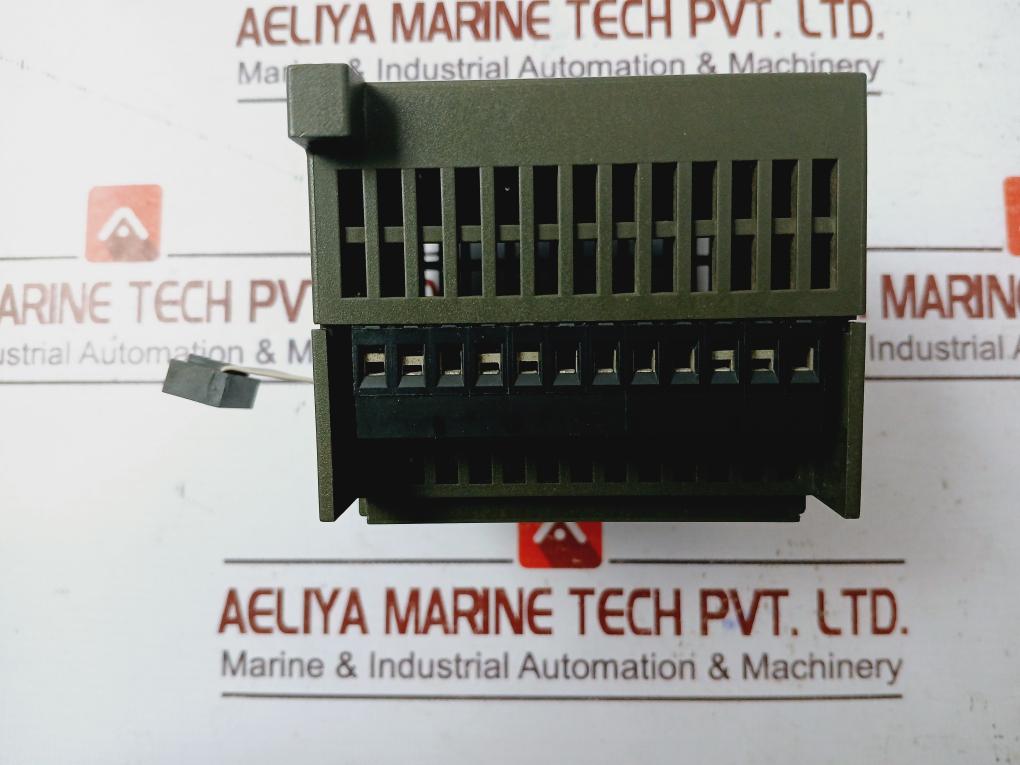 Siemens Simatic S7 232-0Hd22-0Xa0 -200 Analog Output Module Aq 4 X 12 Bit