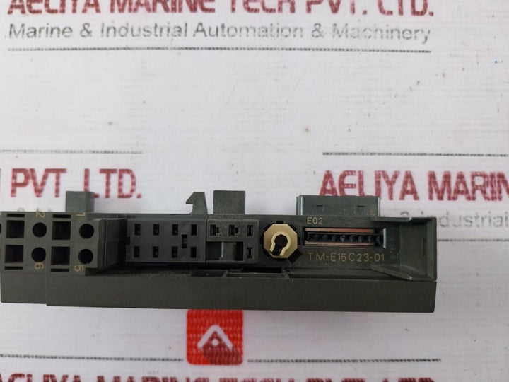 Siemens Simatic S7 6Es7 131-4Eb00-0Ab0 Digital Input Module Ac120V Tm-e15C23-01