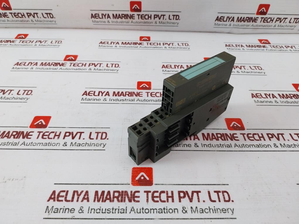 Siemens Simatic S7 6Es7 131-4Eb00-0Ab0 Digital Input Module Ac120V Tm-e15C23-01