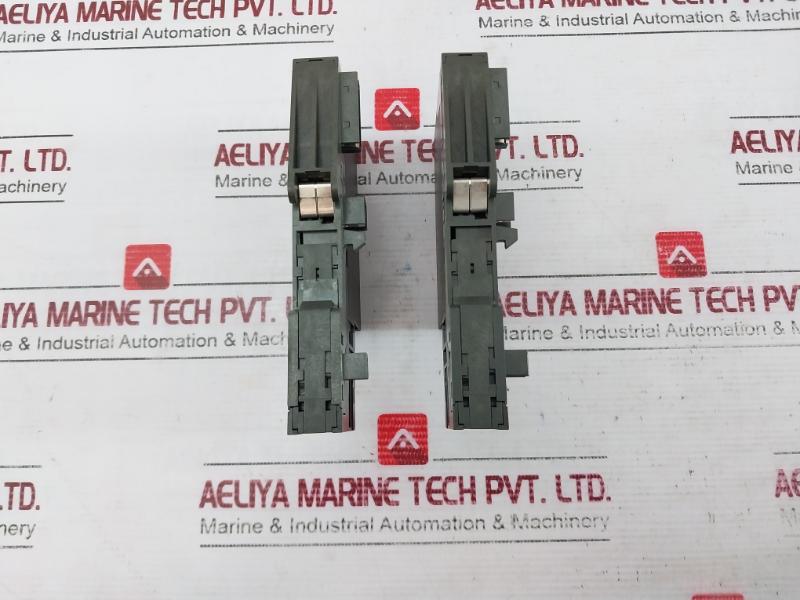 Siemens Simatic S7 6Es7 132-4Bd01-0Aa0 Digital Output Module Dc 24V 0.5A