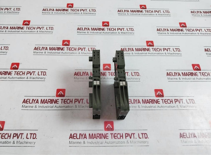Siemens Simatic S7 6Es7 132-4Bd01-0Aa0 Electronic Module Dc 24V 0.5A