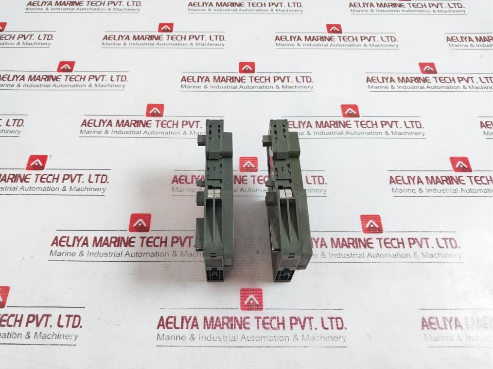 Siemens Simatic S7 6Es7 132-4Bd01-0Aa0 Output Module 4Do Dc 24V