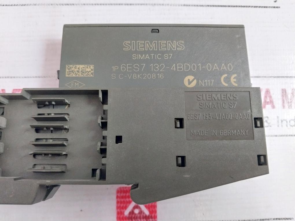 Siemens Simatic S7 6Es7 132-4Bd01-0Aa0 Output Module 4Do Dc 24V
