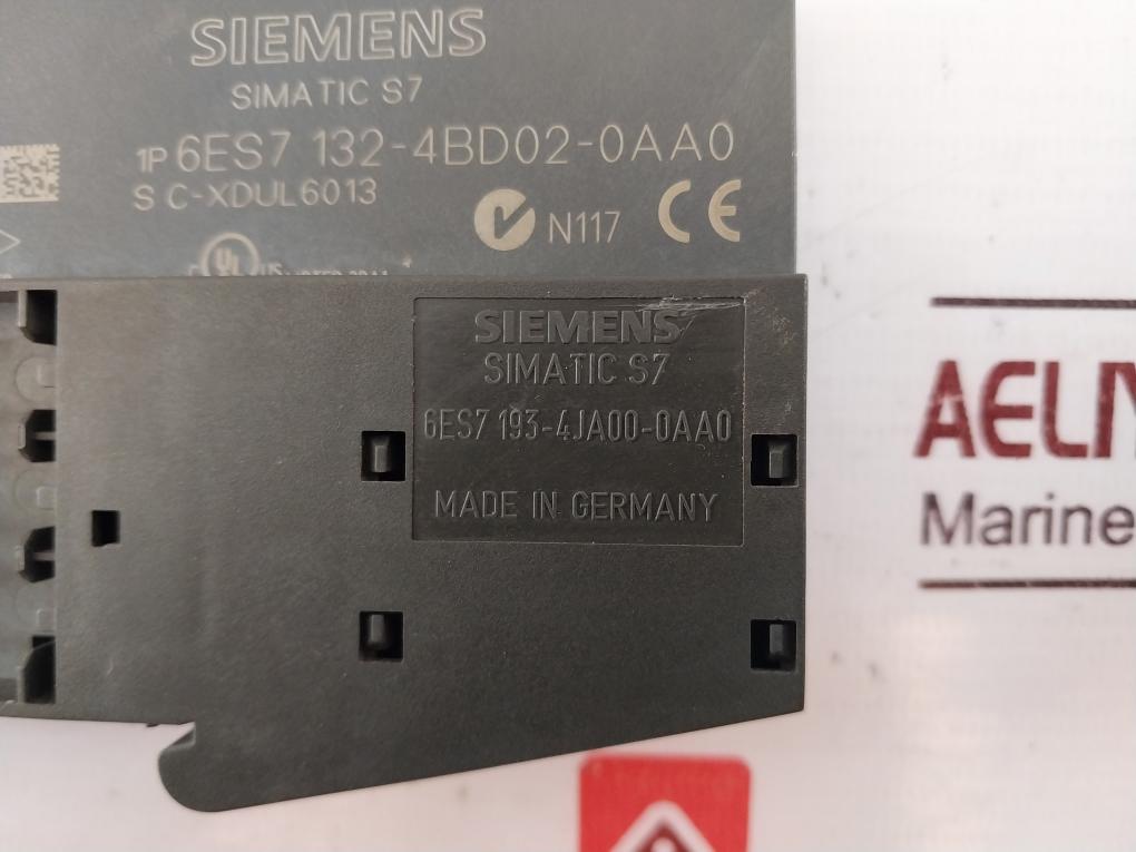 Siemens Simatic S7 6Es7 132-4Bd02-0Aa0 Electronic Module 4 Do Dc24V/0.5A 4 Do