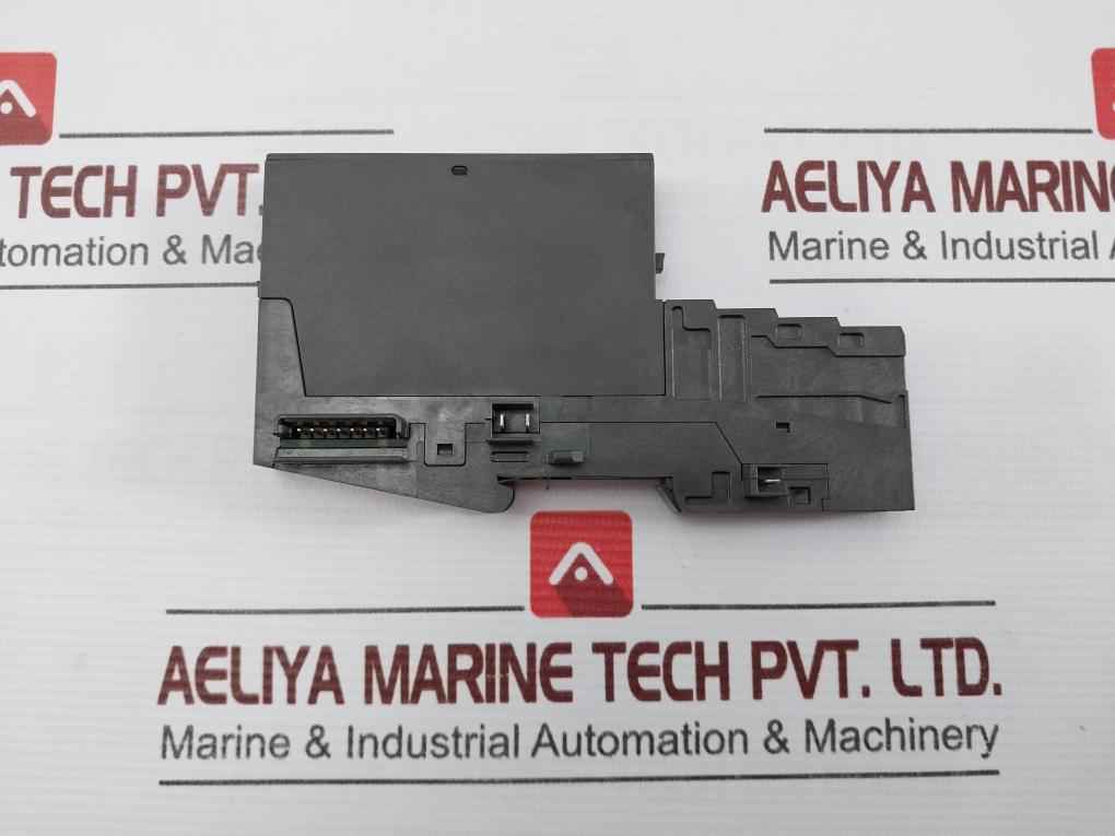 Siemens Simatic S7 6Es7 132-4Hb10-0Ab0 Digital Output Module Dc120V/5A