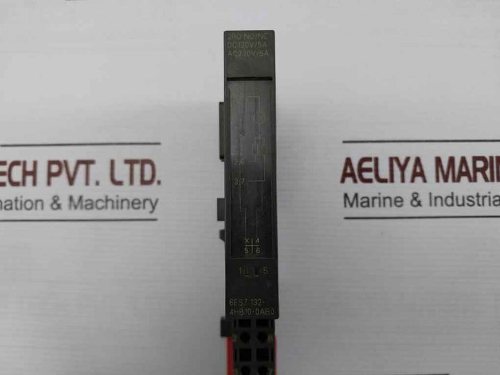 Siemens Simatic S7 6Es7 132-4Hb10-0Ab0 Digital Output Module Dc120V/5A
