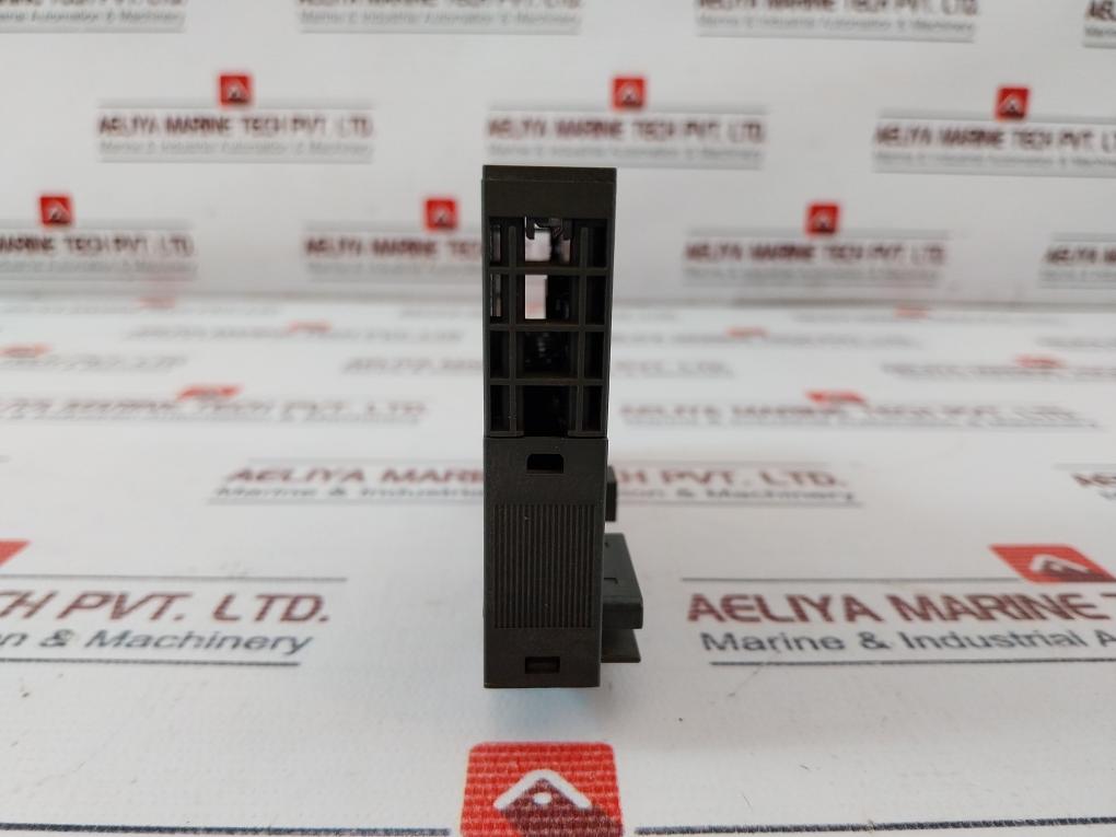 Siemens Simatic S7 6Es7 138-4Ca01-0Aa0 I/O Power Module Dc24V 0C-60C Tm-p15S23-a1