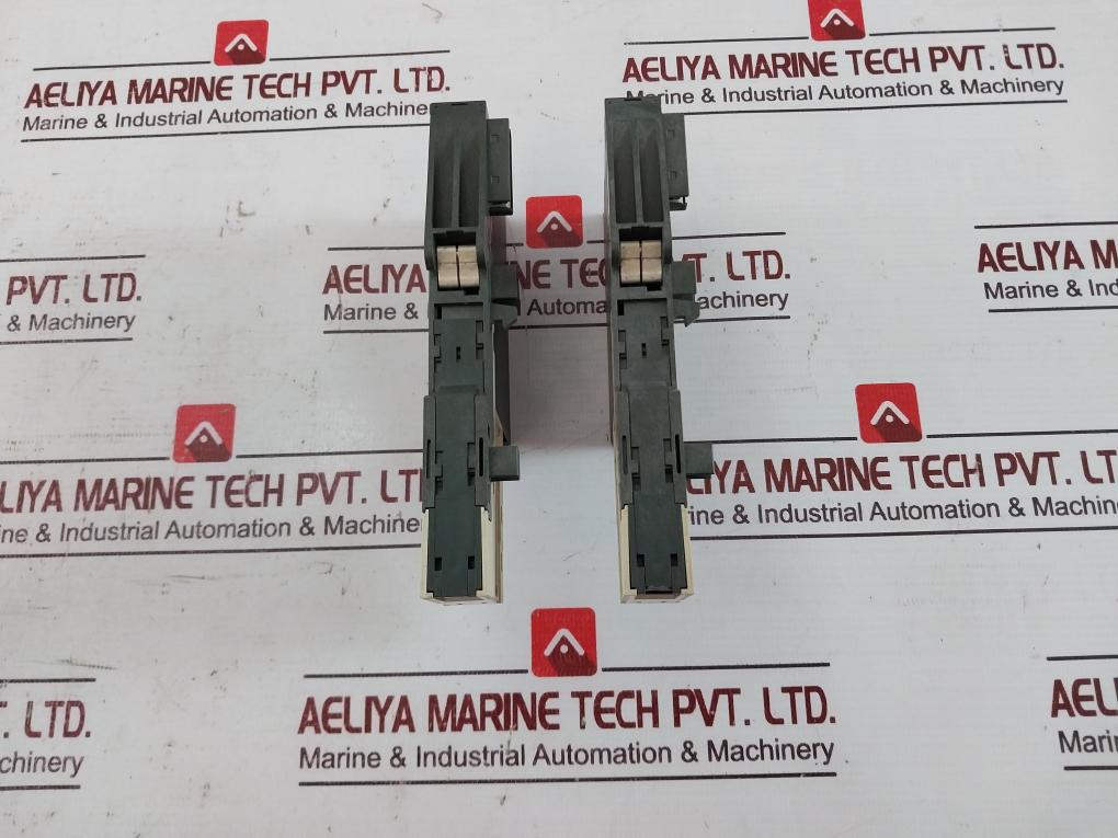 Siemens Simatic S7 6Es7 138-4Ca01-0Aa0 Pm-e Power Module Dc 24V Tm-p15S23-a1