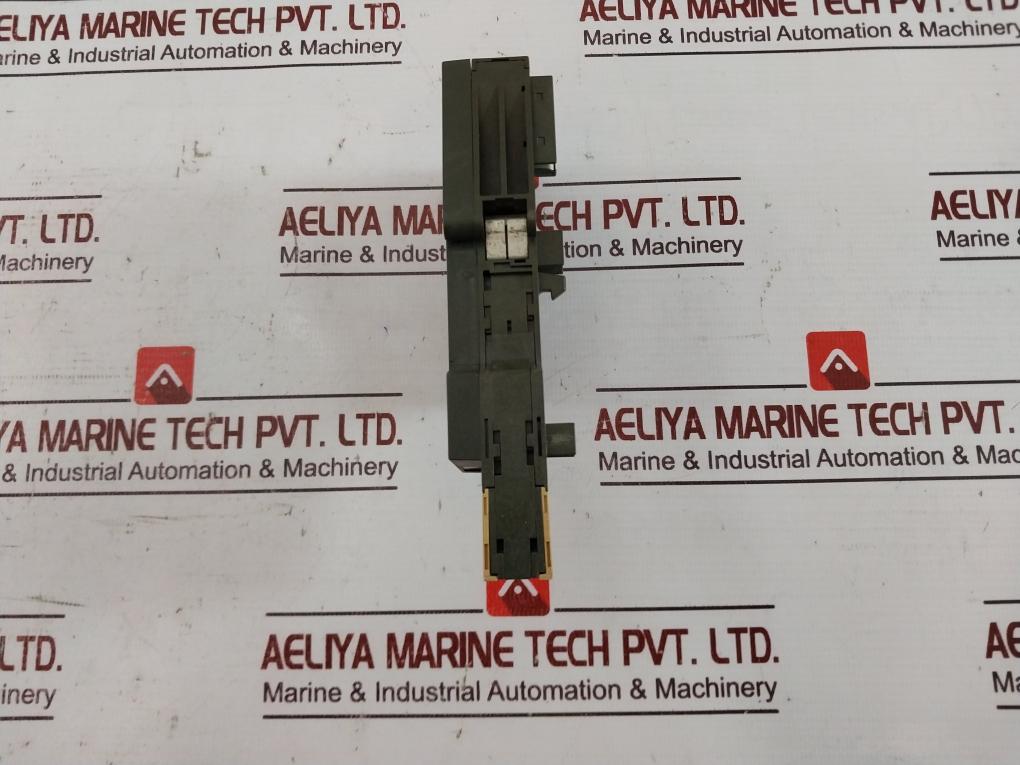 Siemens Simatic S7 6Es7 138-4Cb11-0Ab0 Pm-e Power Supply Module S C-v7B43615