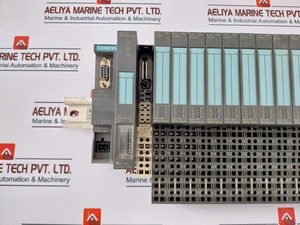 Siemens Simatic S7 6Es7 151-1Aa05-0Ab0/ 6Es7 138-4Ca01-0Aa0 Module Rack 24Vdc