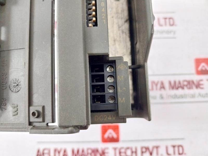 Siemens Simatic S7 6Es7 153-1Aa03-0Xb0 Profibus-dp Interface Module Dc24V