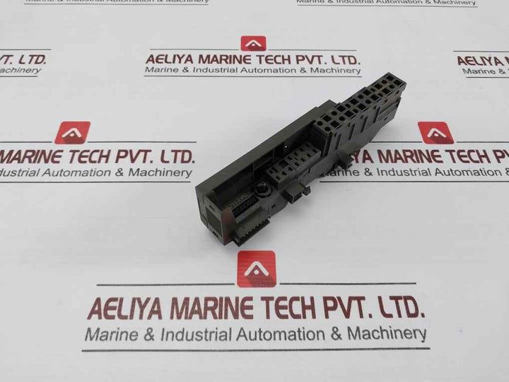 Siemens Simatic S7 6Es7 193-4Ja00-0Aa0 Termination Module Tm-e15C26-a1