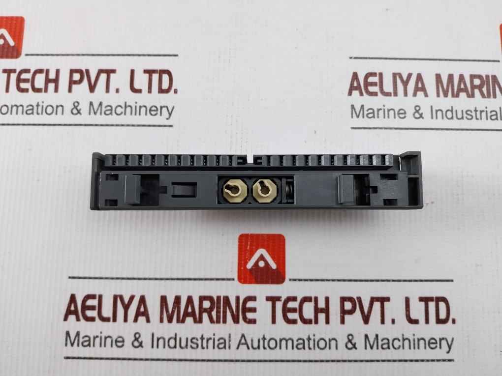 Siemens Simatic S7 6es7 392-1aj00-0aa0 Plc Terminal Block Module E-stand 02