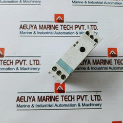 Siemens Simirel 3Rp1513-1Ap30 Time Relay 5-100 S