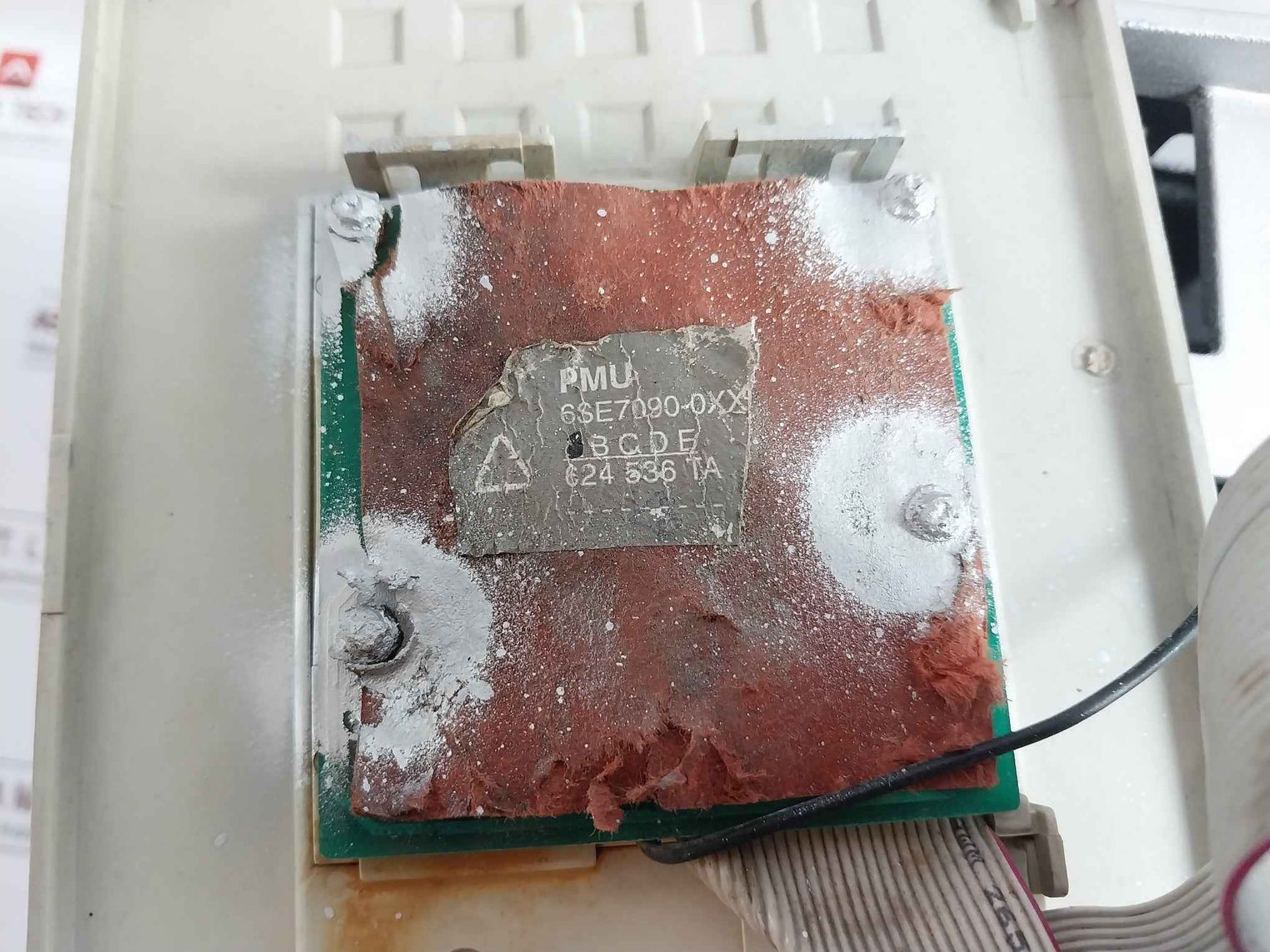 Siemens Simovert Vc 6Se7021-3Tb61 Dc Inverter 94V-0 (Not Working)