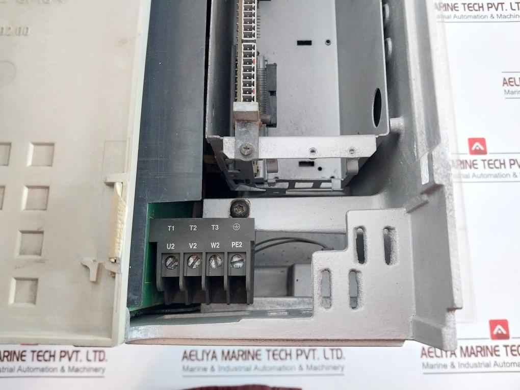 Siemens 6Se7021-3Tb61 Simovert Vc Masterdrive Inverter Compact Unit(Not Working)