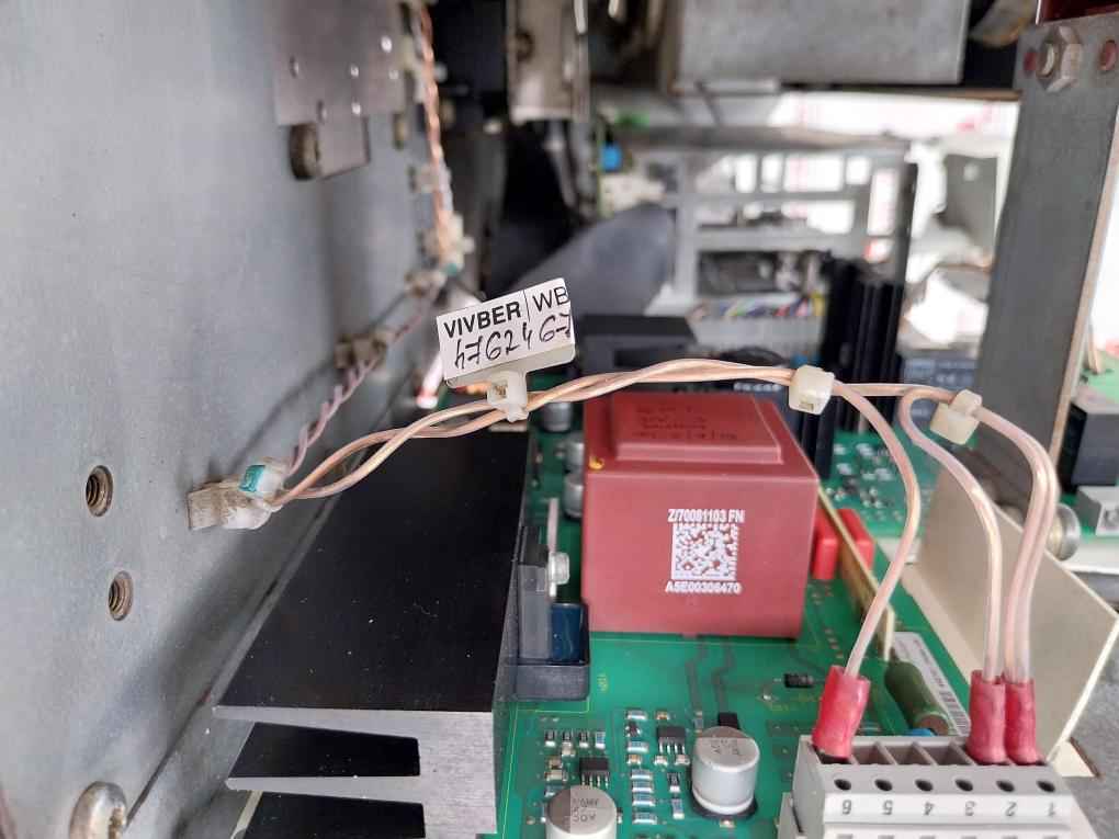 Siemens Simovert Vc 6Se7031-8Tf60-z Masterdrive Vector Control Inverter Unit