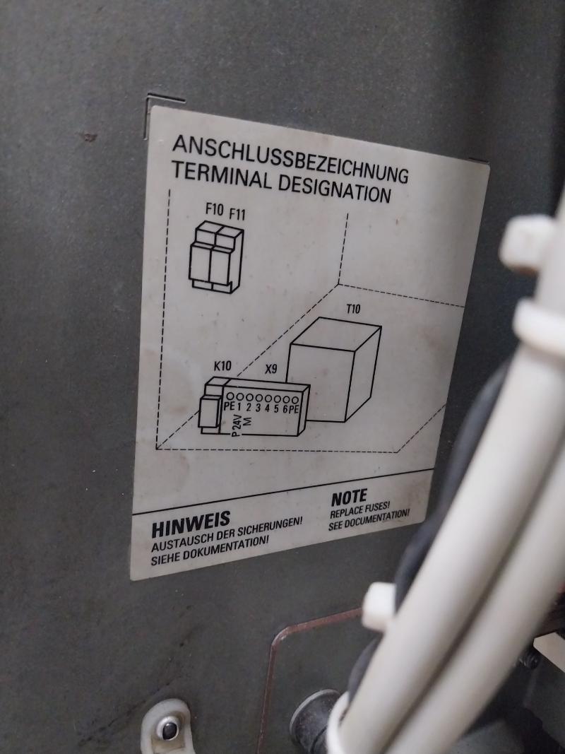 Siemens 1P 6Sl3310-1Te33-8Ab3 Sinamics Converter Power Module Ip10 380-480V 395A