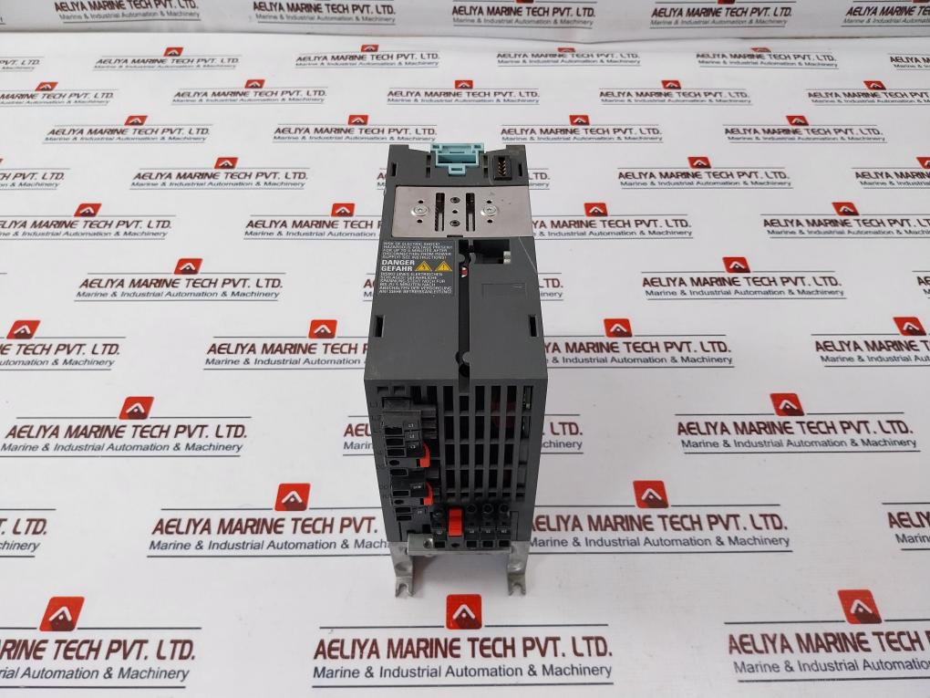 Siemens Sinamics 6Sl3210-1Pb13-0Ul0 Power Module Pm240-2 Ip20 200-240V 47-63Hz