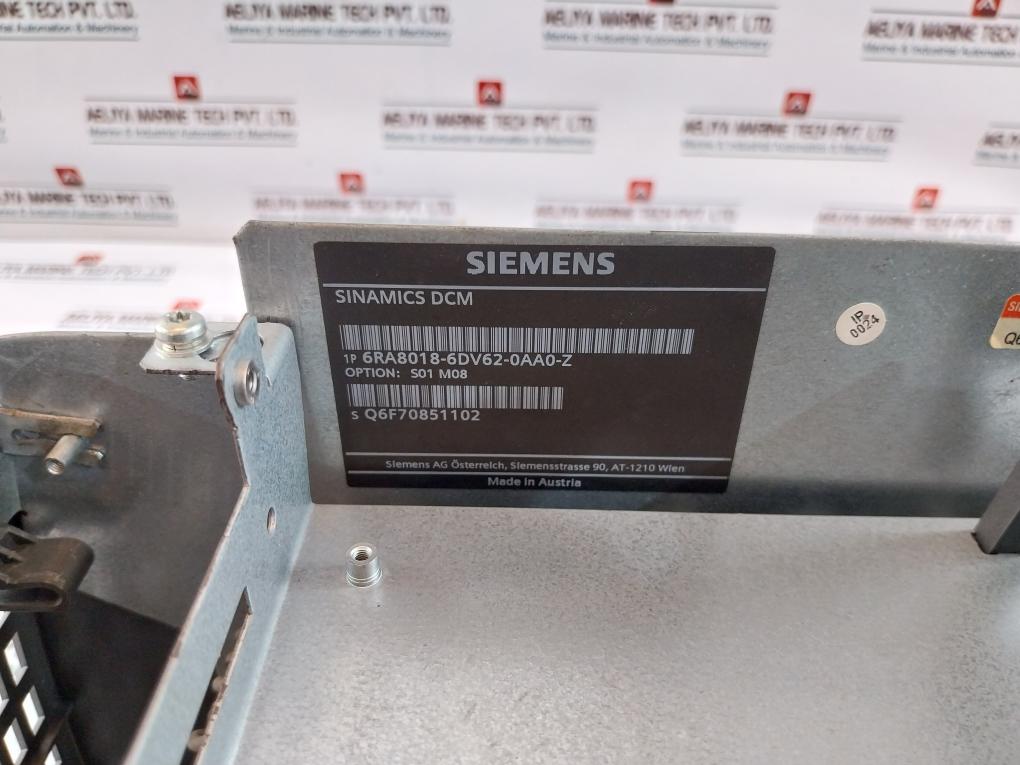 Siemens Sinamics DCM 6RA8018-6DV62-0AA0 DC Converter 3AC 400V 25A 50/60Hz