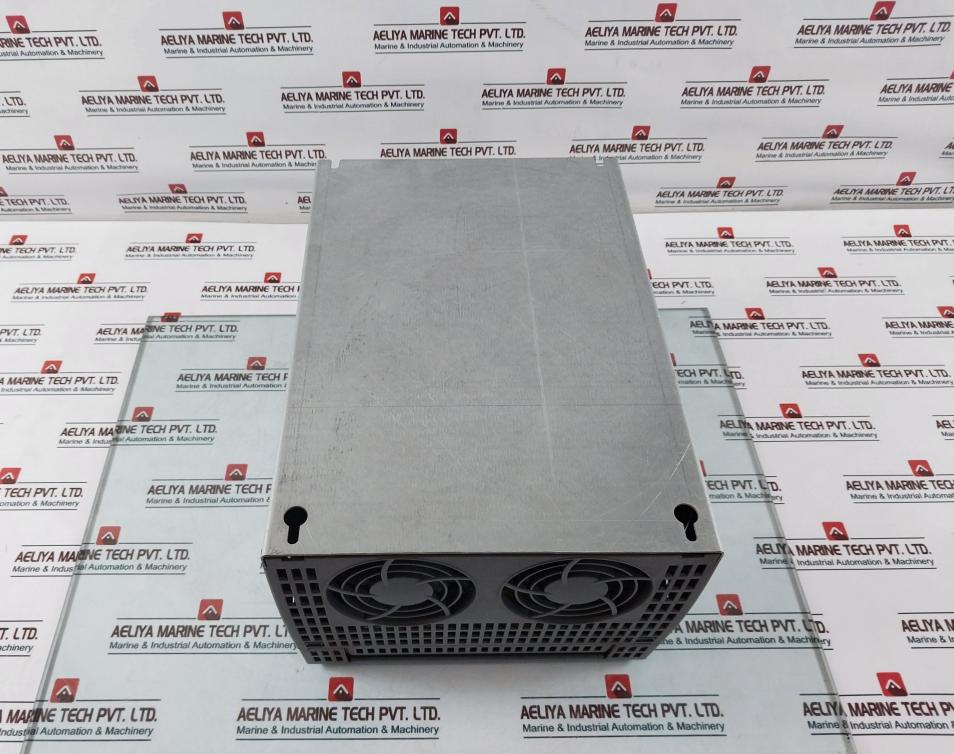 Siemens Sinamics DCM DC-Converter 1P 6RA8018-6DV62-0AA0-Z, 50/60Hz