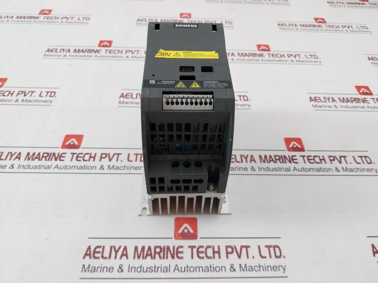 Siemens Sinamics G110 6Sl3211-0Ab15-5Ua1 Variable Frequency Drive 0.55Kw Ip20