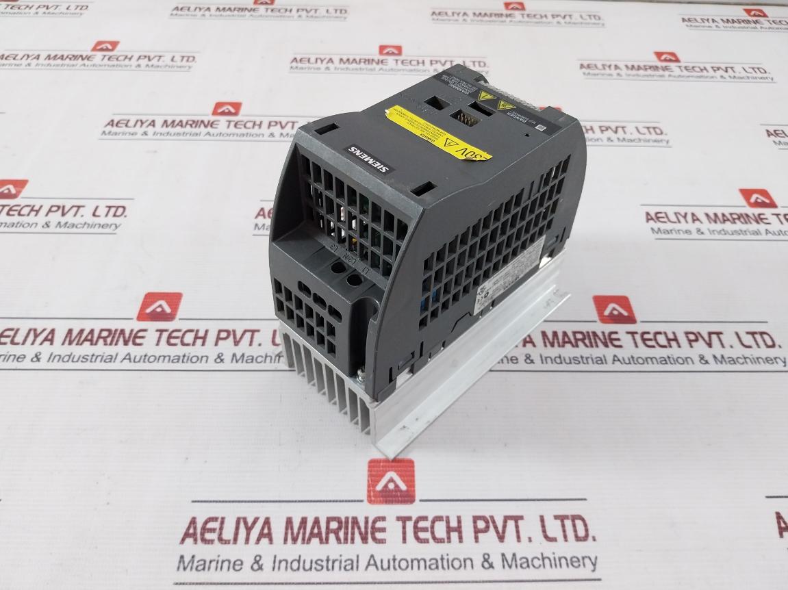 Siemens Sinamics G110 6Sl3211-0Ab15-5Ua1 Variable Frequency Drive 0.55Kw Ip20