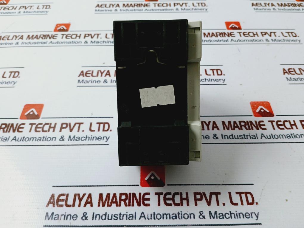 Siemens Sirius 3R 3Rv1021-0Ja10 Circuit Breaker W/ Auxiliary Switch 3Rv1901-2A