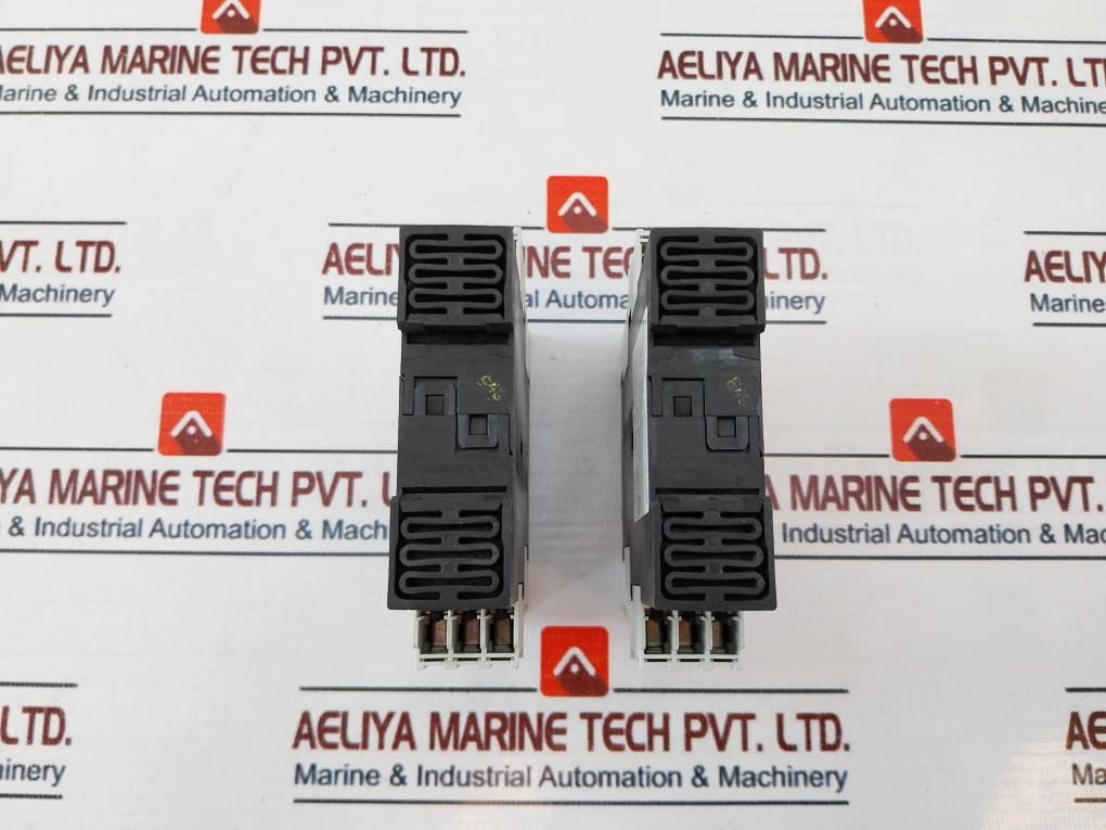 Siemens Sirius 3Rp1531-1Ap30 Timer Relay 0,5-10S