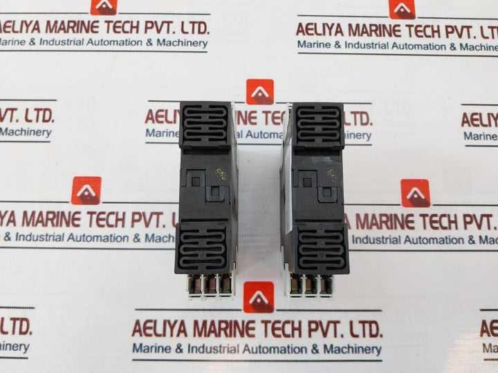 Siemens Sirius 3Rp1531-1Ap30 Timer Relay 0,5-10S