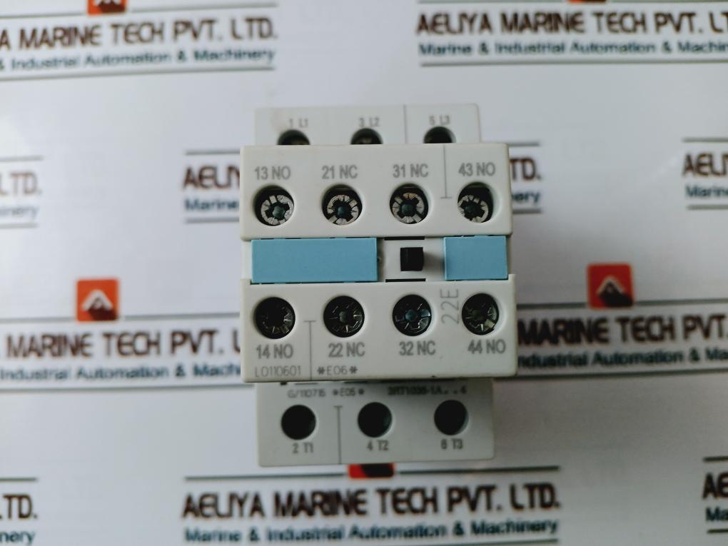 Siemens Sirius 3Rt1036-1Al24 Contactor 50/60Hz