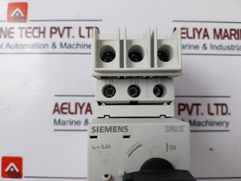 Siemens Sirius 3Rv1721-1Dd10 Circuit Breaker 600Y/347V~ 50/60Hz