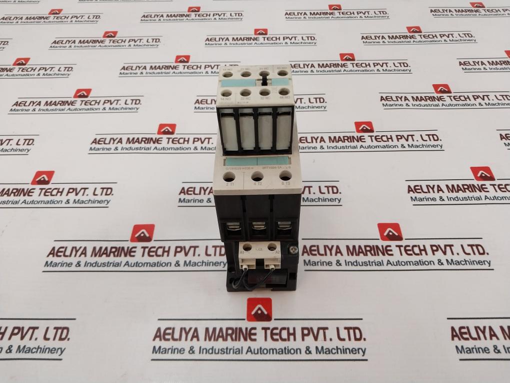 Siemens Sirius 3Zx1012-0Rt03-1Aa1 Contactor With Auxiliary Switch 230V 50/60-hz