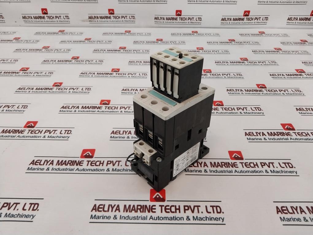 Siemens Sirius 3Zx1012-0Rt03-1Aa1 Contactor With Auxiliary Switch 230V 50/60-hz