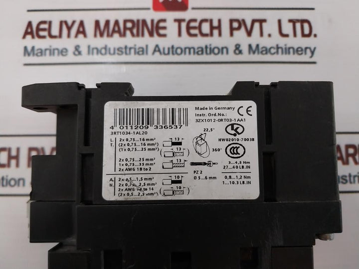 Siemens Sirius 3Zx1012-0Rt03-1Aa1 Contactor With Auxiliary Switch 230V 50/60-hz