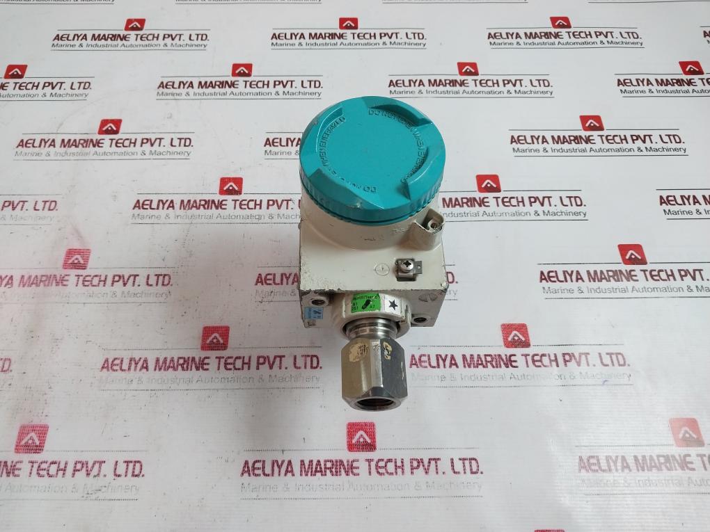Siemens Sitrans P 7Mf4033-1Ea10-2Nc1 Pressure Transmitter 4-20Ma Hart Ip65