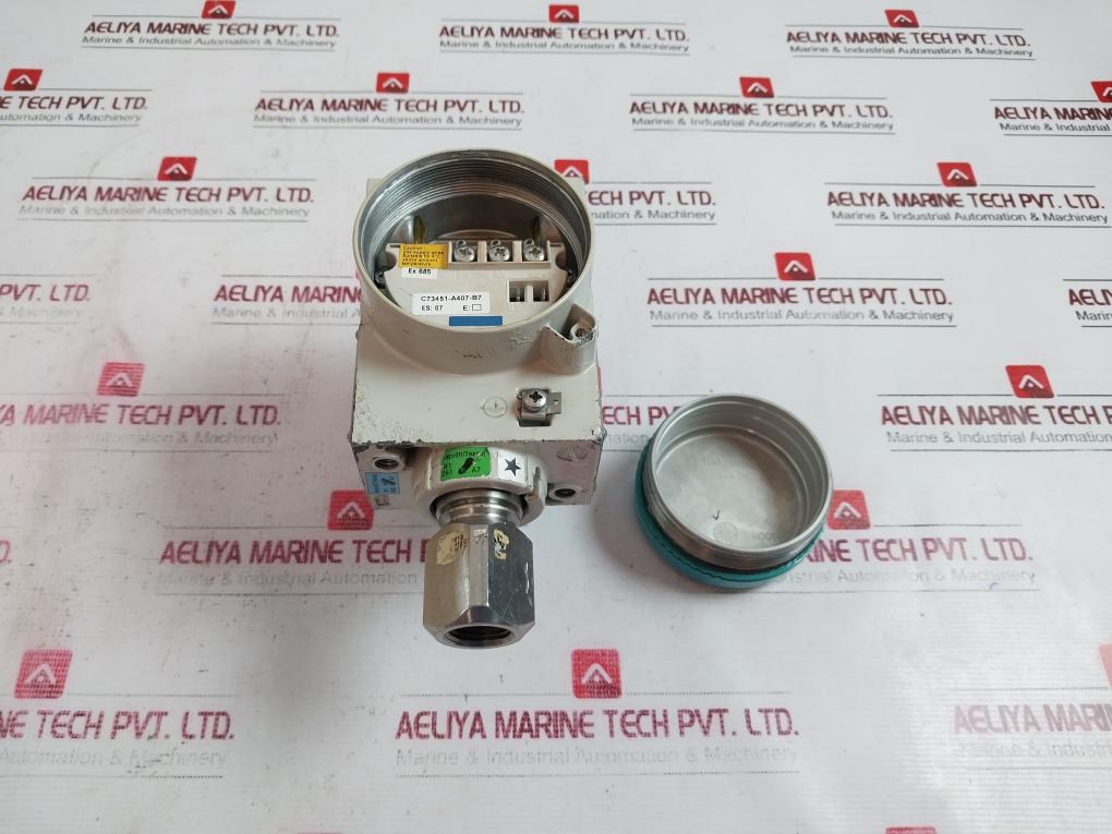 Siemens Sitrans P 7Mf4033-1Ea10-2Nc1 Pressure Transmitter 4-20Ma Hart Ip65