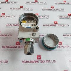Siemens Sitrans P 7Mf4033-1Ea10-2Nc1 Pressure Transmitter 4-20Ma Hart Ip65